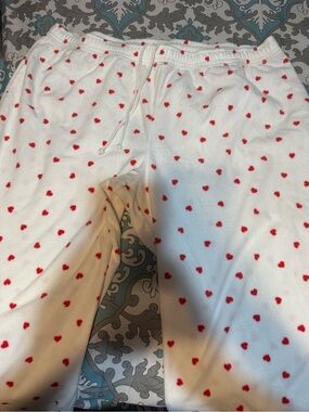Aeropostale White Pajama Pants with Red Heart Print